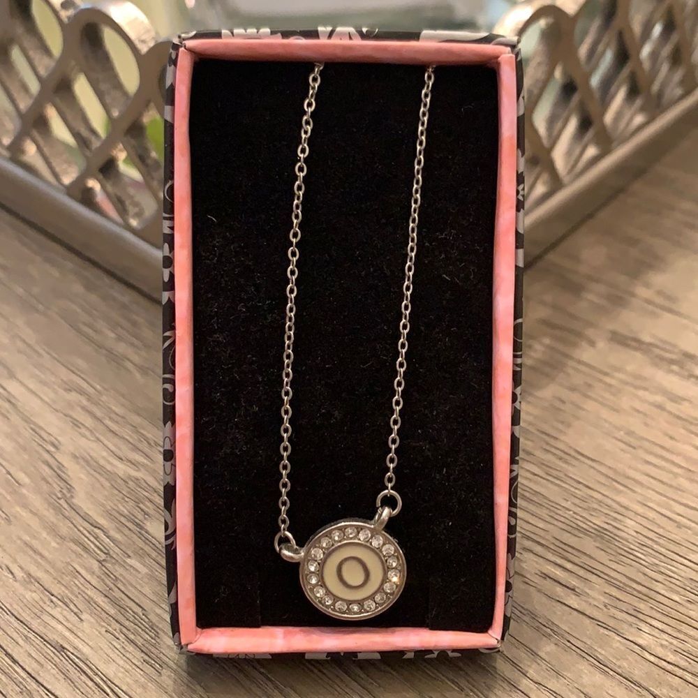 “O” Necklace - Picture 2 of 2